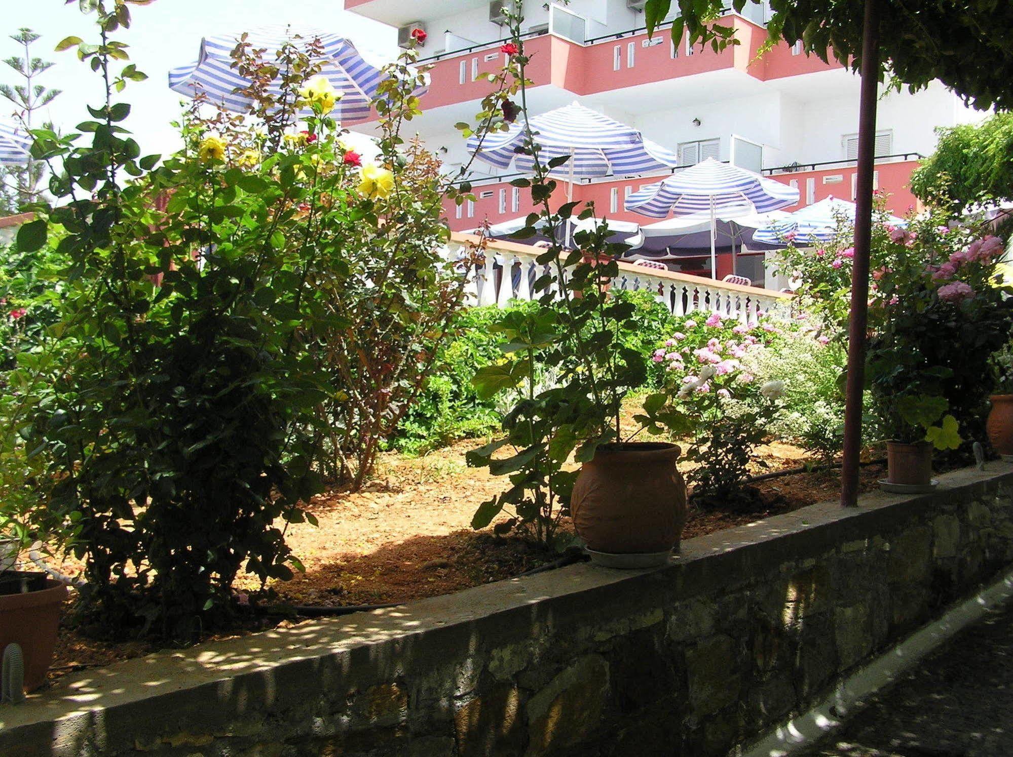 Aparthotel Knossos Pánormos Exteriér fotografie